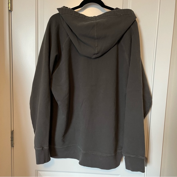 Old navy xxl men’s grey sweatshirt - Picture 3 of 3